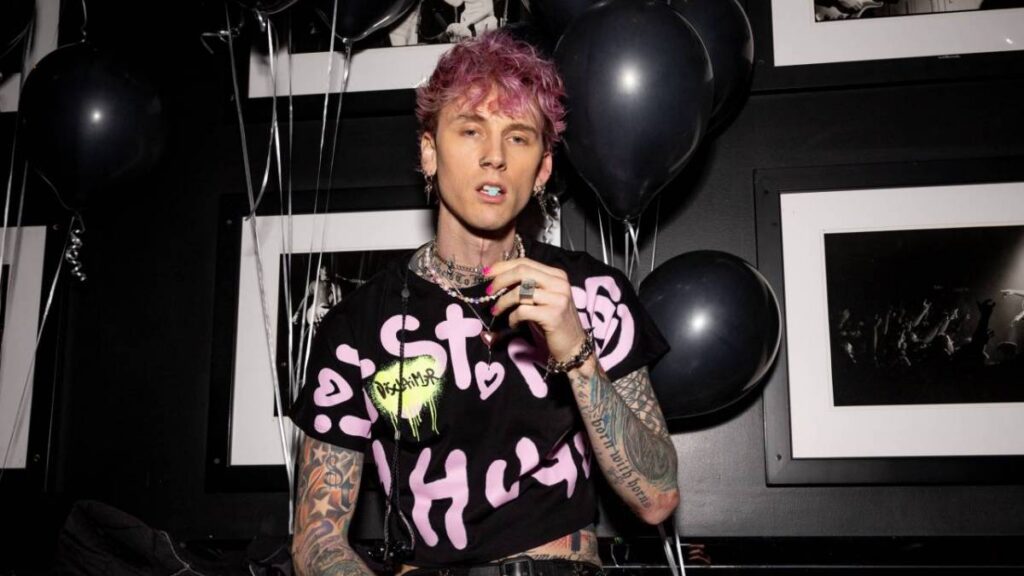 Pinkbox Doughnuts partners with Machine Gun Kelly and Live Nation on promotion